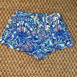 Lilly Pulitzer scalloped shorts